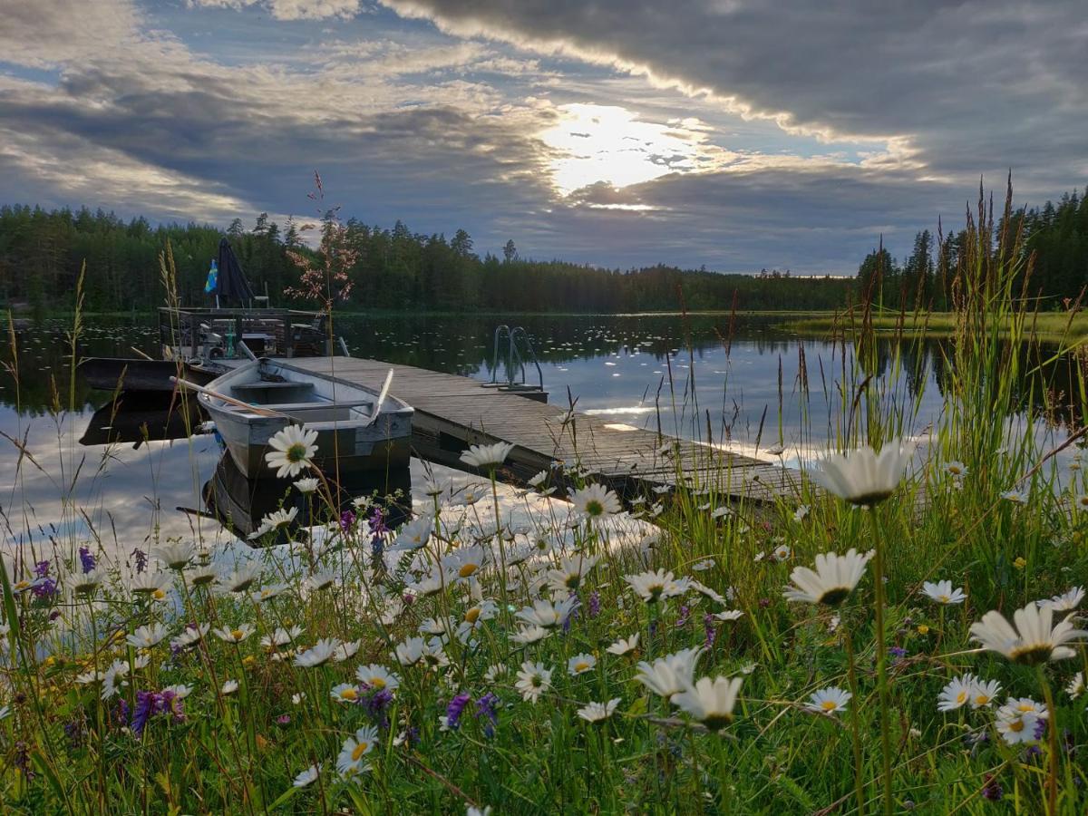 Rustika Strandstugor Utanfoer Raettvik Exterior photo